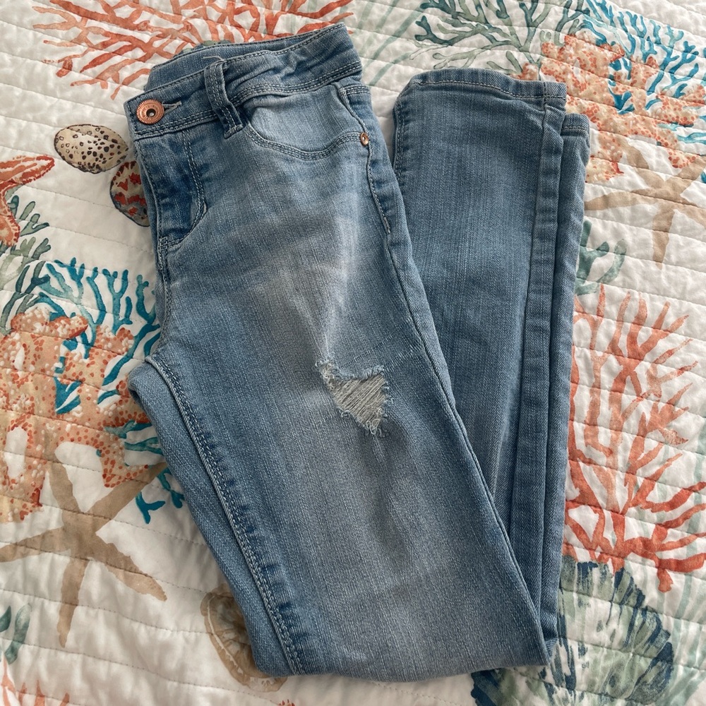 Sam’s Club Member’s Mark Girl’s Favorite Knit Distressed Denim Jeans